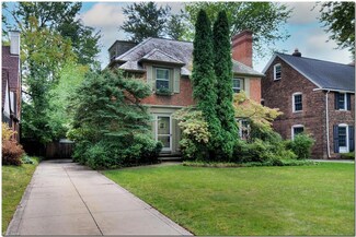 3786 Claridge Oval, University Heights, OH 44118
