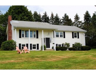 8 William Allen Dr, Paxton, MA 01612