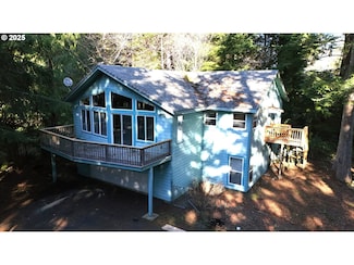 5938 View Loop, Florence, OR 97439