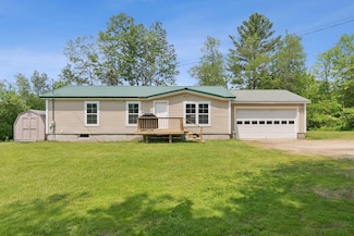 306 Black Mountain Rd, Sumner, ME 04292