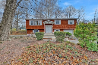 1 Townsend St, New Windsor, NY 12553