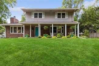 4306 46th St, Des Moines, IA 50310
