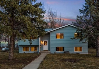 17385 142nd St, Hamburg, MN 55339