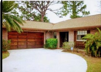 952 SE Walters Terrace, Port Saint Lucie, FL 34983