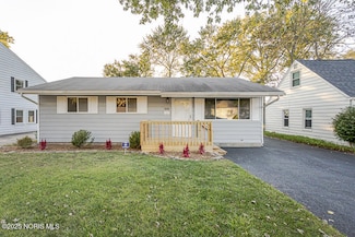 3207 Waldmar Rd, Toledo, OH 43615