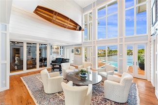 481 21st Ave S, Naples, FL 34102