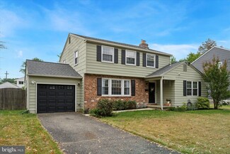 905 Abington Rd, Cherry Hill, NJ 08034