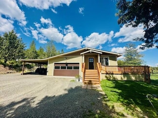 10799 Pat Dr, Klamath Falls, OR 97601