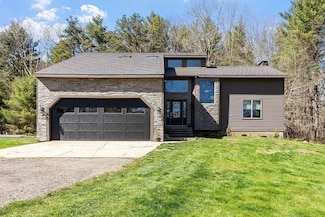 775 E Hill Rd, Oakham, MA 01068