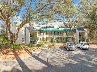 303 Southlake Ct, Niceville, FL 32578