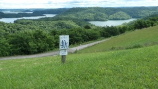 40 Swan Ridge Rd, Hilham, TN 38568