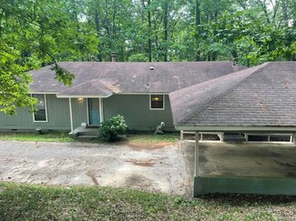55 Briarcliff Rd, Wetumpka, AL 36093