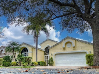 10410 Gold Leaf Dr, Boynton Beach, FL 33437