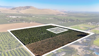 1435 E Palm Dr, Exeter, CA 93221