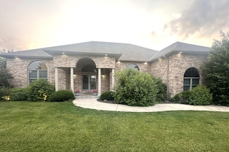 4830 Parkview Rd, Waterford, WI 53185