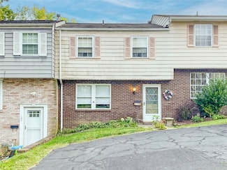 109 Old Meadow Rd, Canonsburg, PA 15317