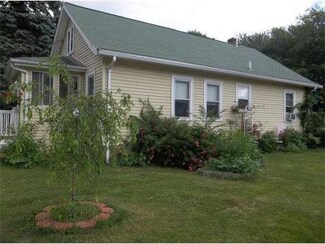 30 Van Norden Rd, Woburn, MA 01801