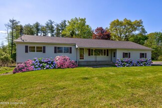 5218 Fairground Ave, Ballston Spa, NY 12020