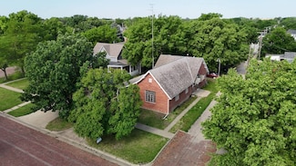 516 N Maple St, Russell, KS 67665