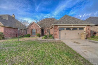 205 Pearwood Cir, Haughton, LA 71037