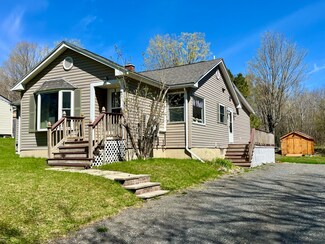 5 Mayo St, Caribou, ME 04736