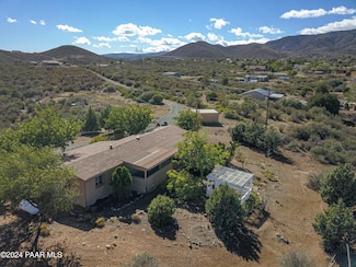 1825 S Lovin Ln, Dewey-Humboldt, AZ 86327