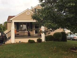 212 S Market St, Carmichaels, PA 15320