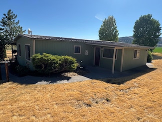 28281 Pickett Rd, Malin, OR 97632