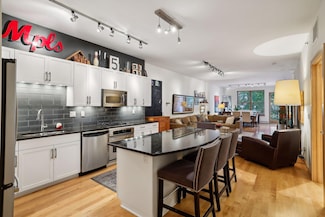 401 N 2nd St Unit 208, Minneapolis, MN 55401