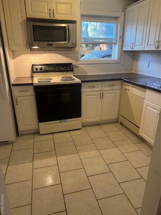 98 Casement Ave, Central Islip, NY 11722