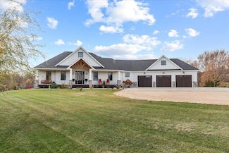 766 107th St, Roberts, WI 54023