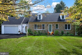 121 W Broad St, Hopewell, NJ 08525