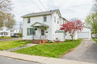 20 Swift St, Waterloo, NY 13165