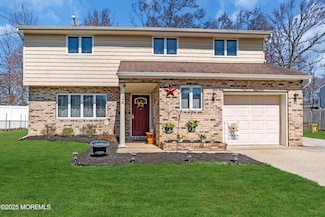 34 Hemlock St, Hazlet, NJ 07730