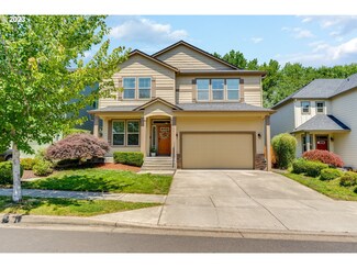 13617 SE Genoa Dr, Clackamas, OR 97015