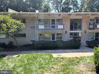 7723 Donnybrook Ct Unit 105, Annandale, VA 22003