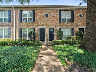 6402 Del Monte Dr Unit 20, Houston, TX 77057