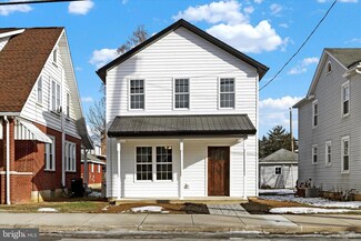 615 N East St, Carlisle, PA 17013