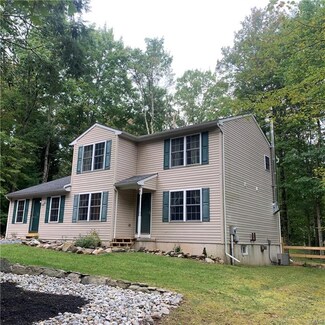 188 Bird Ln, Kunkletown, PA 18058