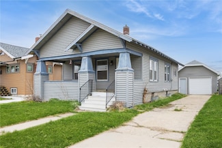 1130 E Ave NW, Cedar Rapids, IA 52405