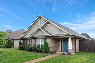 6743 Jessie Hoyt Dr, Olive Branch, MS 38654