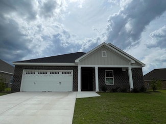 571 Ridgeland Rd, Dothan, AL 36301