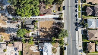 1536 N Altadena Dr, Pasadena, CA 91107