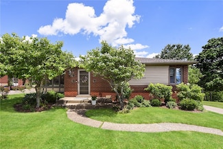 1323 Oakridge Rd, Mc Donald, PA 15057