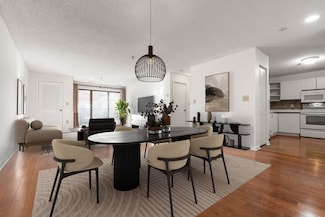 3920 Mystic Valley Pkwy Unit 217W, Medford, MA 02155
