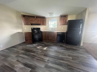 783 Amherst Ln Unit 783, Almont, MI 48003