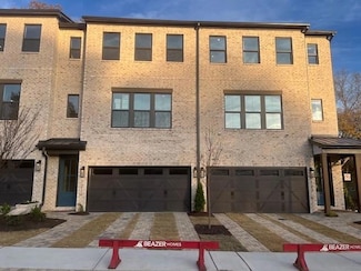 121 Bridgecrest Rd, Roswell, GA 30075