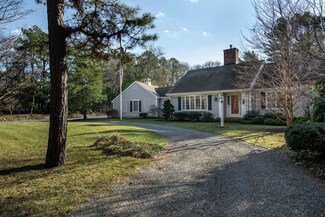 114 Screecham Way, Cotuit, MA 02635