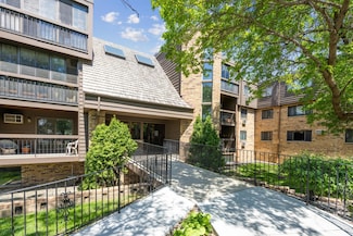999 41st Ave NE Unit 110NE, Columbia Heights, MN 55421