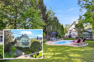 85 Virginia Ave, Manasquan, NJ 08736